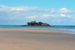 Struck island u Thornton beach v NP Daintree