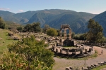 Delfy - Chrám Athena Pronaia