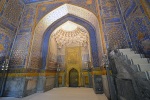 Interiér mešity Tillo Kóri v Samarkandu